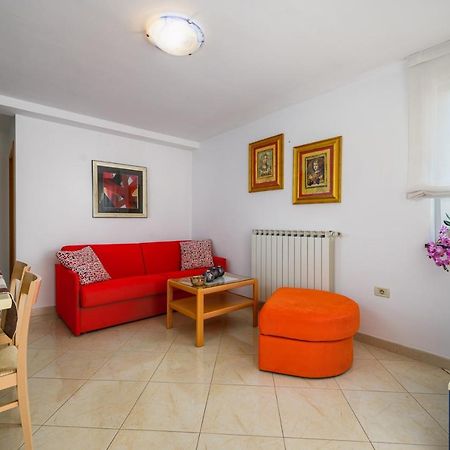 House With Apartments Dragica أوماغ المظهر الخارجي الصورة
