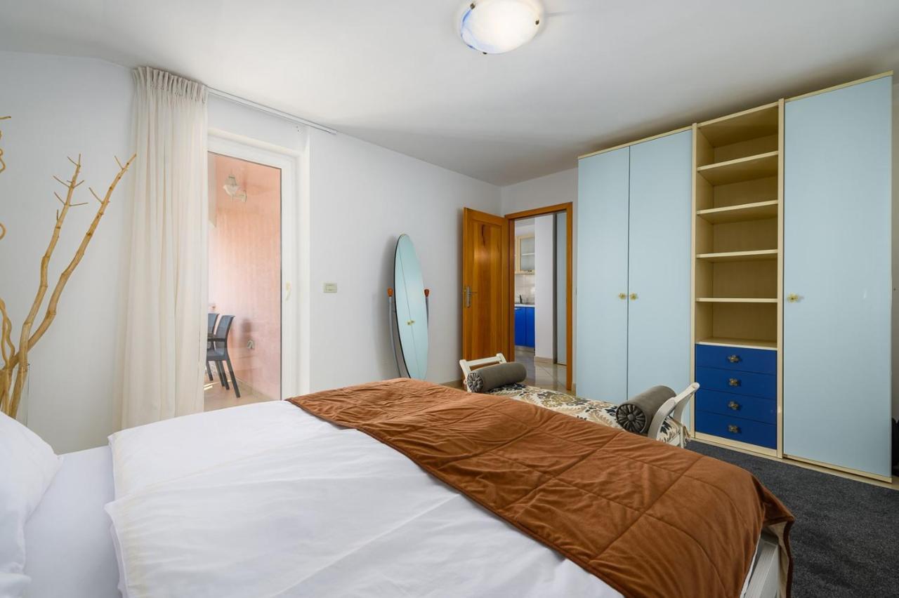 House With Apartments Dragica أوماغ المظهر الخارجي الصورة