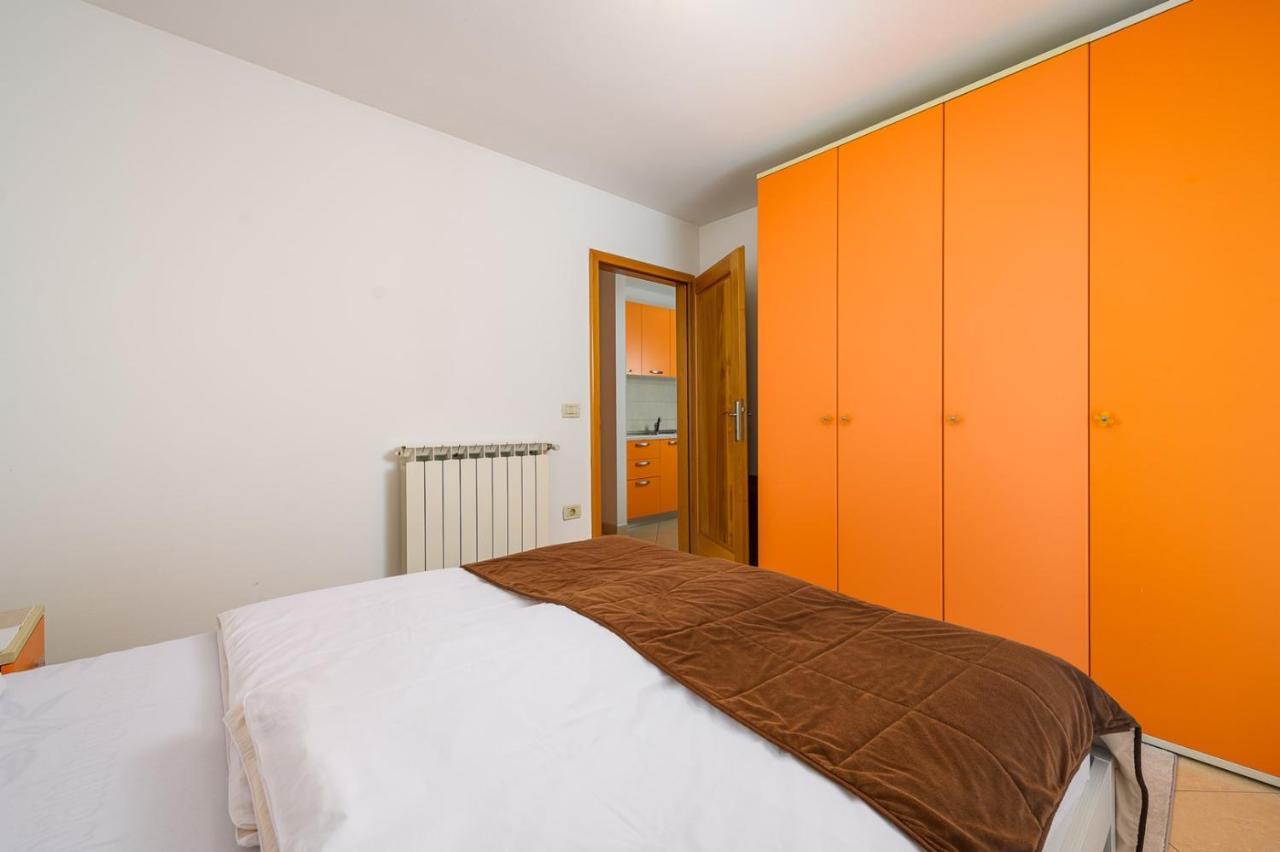 House With Apartments Dragica أوماغ المظهر الخارجي الصورة